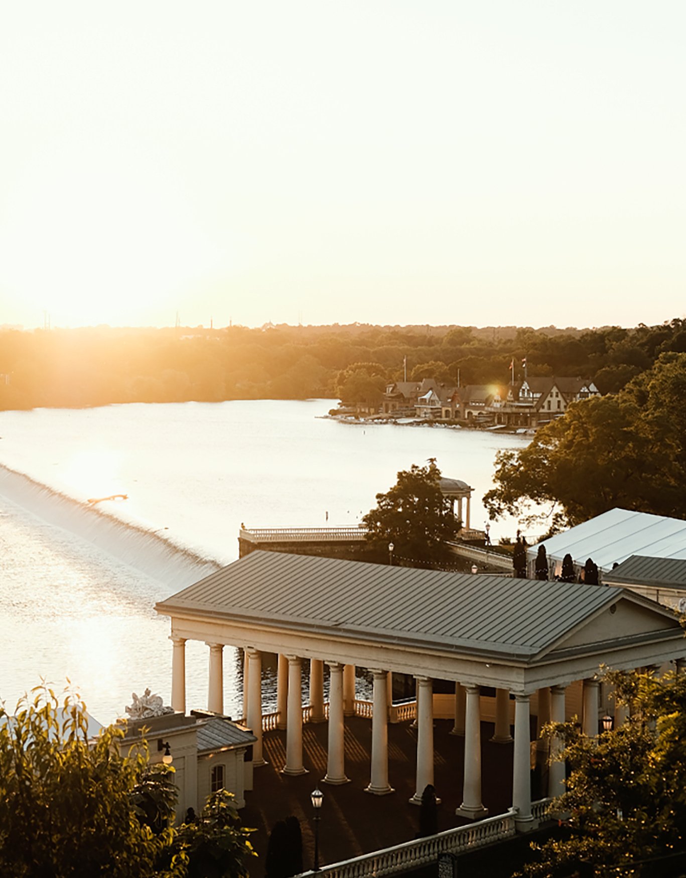 ROOST-Explore-Philadelphia-BoathouseRow_Philadelphia_attaractiong ROOST-Explore-Philadelphia-BoathouseRow_Philadelphia_attaractiong
