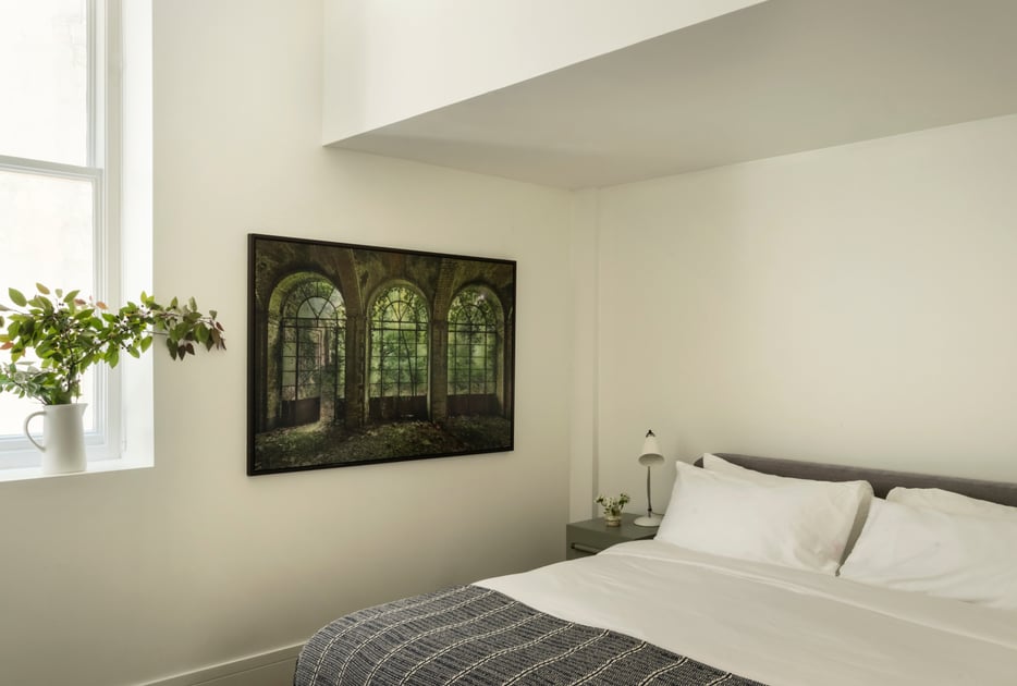 ROOST Midtown Presidential I Bedroom